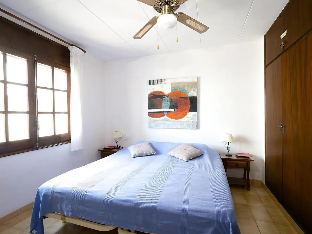 Joan Margarit 3-A - Apartamento En El Puig Rom Roses Apartment
