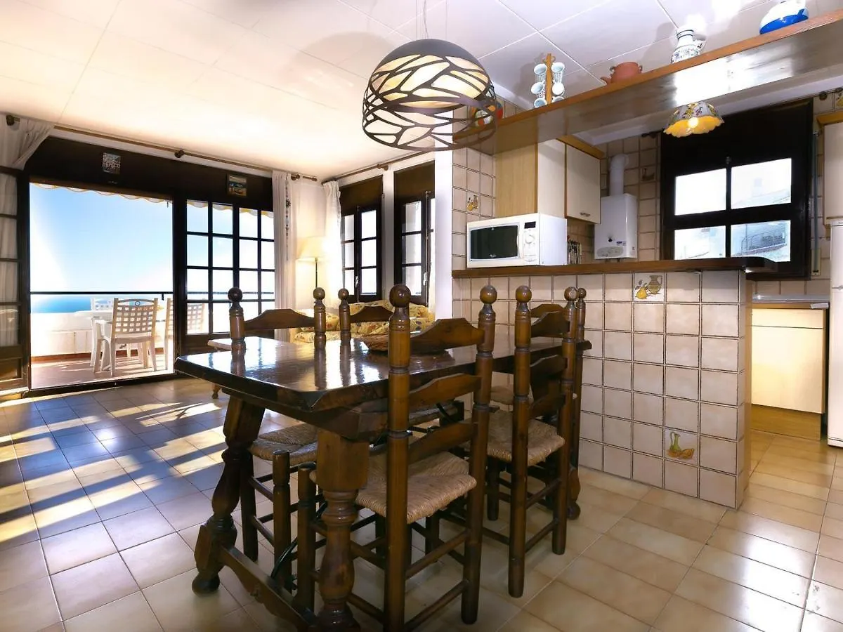 Joan Margarit 3-A - Apartamento En El Puig Rom Roses 0*,  Spain